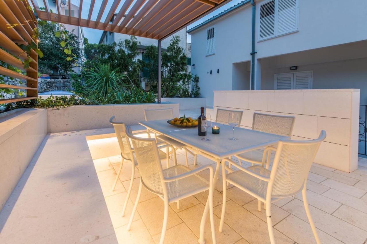 Apartments Villa Medic Brela Eksteriør bilde